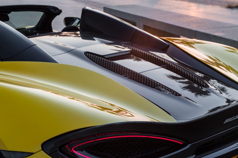 Детали экстерьера McLaren 570S Spider 2017 года  (WW) (фото 35 из 78)